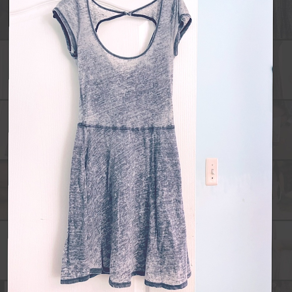 American Eagle Grey Contrast Short Sleeve Key Hole V Back Aline Mini Sundress
